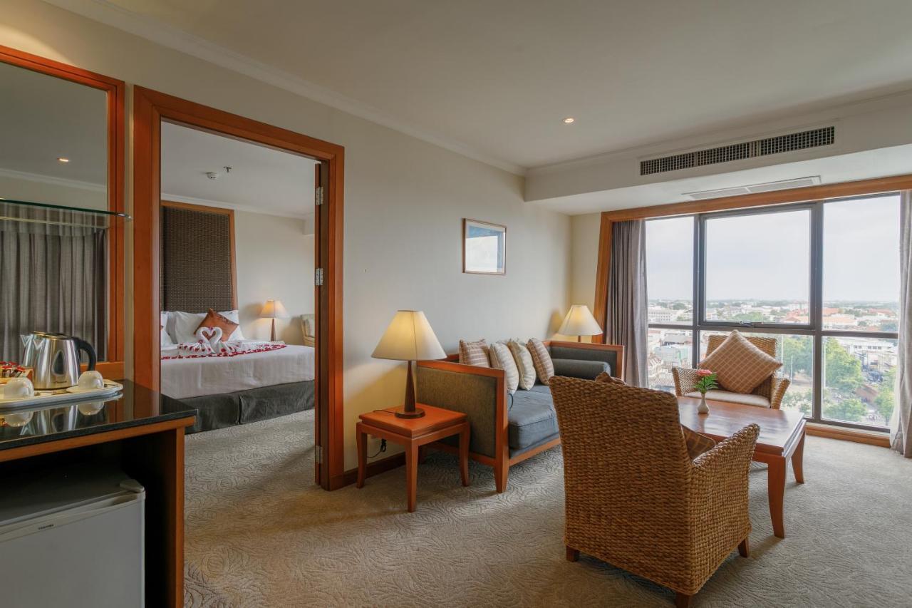 Amora Thapae Hotel Chiang Mai Ngoại thất bức ảnh