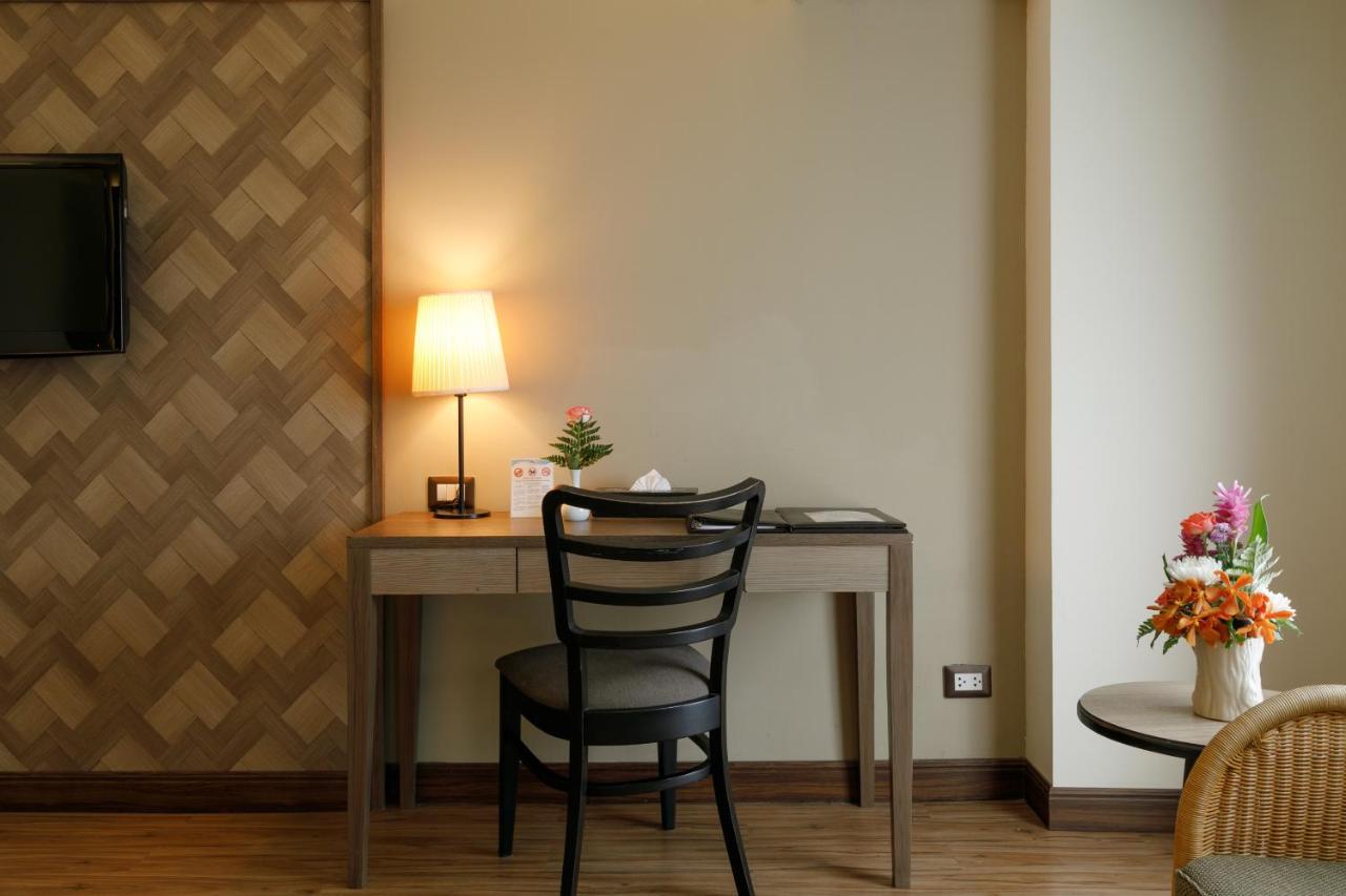 Amora Thapae Hotel Chiang Mai Ngoại thất bức ảnh